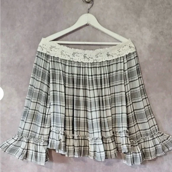 Loft Flowy Plaid Off Shoulder Top - Picture 6 of 6